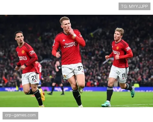 曼联成绩回暖，但问题持续积累，稳定性是否面临考验？